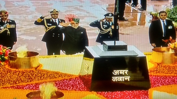 Republic day 2015 tribute at amar jawan jyoti