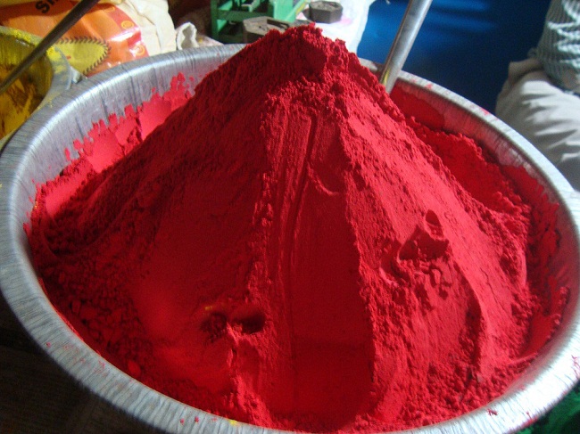 Red color to play Holi